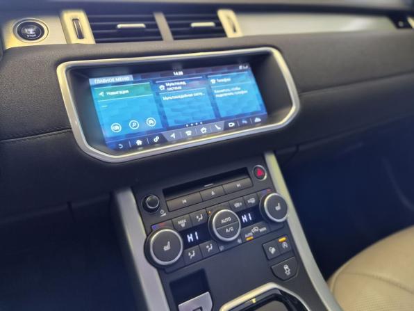 Land Rover Range Rover Evoque I Рестайлинг с пробегом 2017 года, цена 2 070 000 рублей, 176700 км, внедорожник, Автокод Объявления