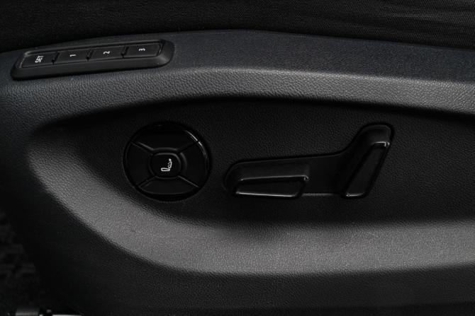 Volkswagen Tiguan III (China Market) с пробегом 2025 года, цена 4 680 000 рублей, 3004 км, внедорожник, Автокод Объявления