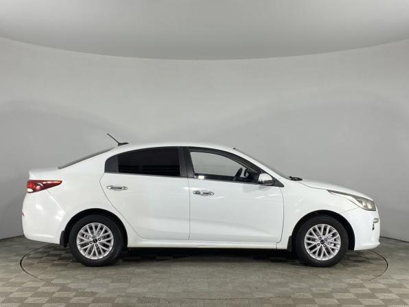 Kia Rio IV с пробегом 2017 года, цена 995 000 рублей, 184604 км, седан, Автокод Объявления