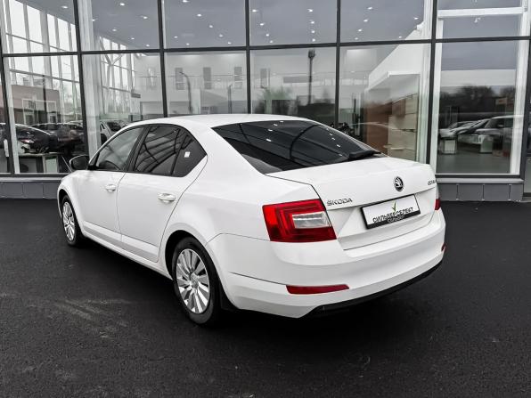 Skoda Octavia III (A7) с пробегом 2013 года, цена 890 000 рублей, 192021 км, лифтбек, Автокод Объявления