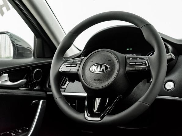 Kia Stinger I с пробегом 2018 года, цена 2 790 000 рублей, 61577 км, лифтбек, Автокод Объявления