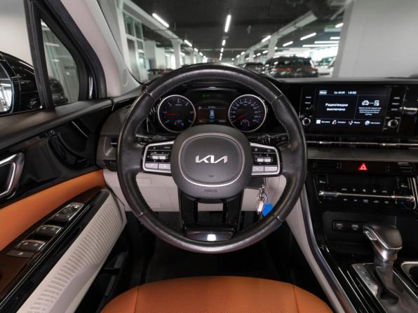 Kia Carnival IV с пробегом 2022 года, цена 3 850 000 рублей, 66258 км, минивэн, Автокод Объявления