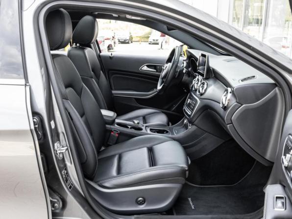 Mercedes-Benz GLA I (X156) Рестайлинг с пробегом 2019 года, цена 2 720 000 рублей, 145065 км, внедорожник, Автокод Объявления