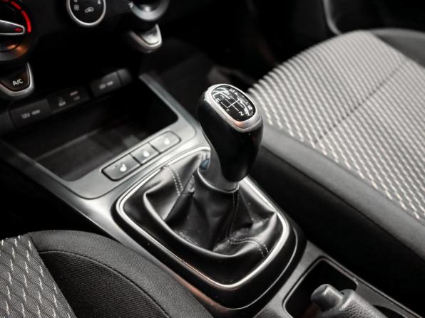 Kia Rio IV с пробегом 2018 года, цена 1 300 000 рублей, 124270 км, седан, Автокод Объявления