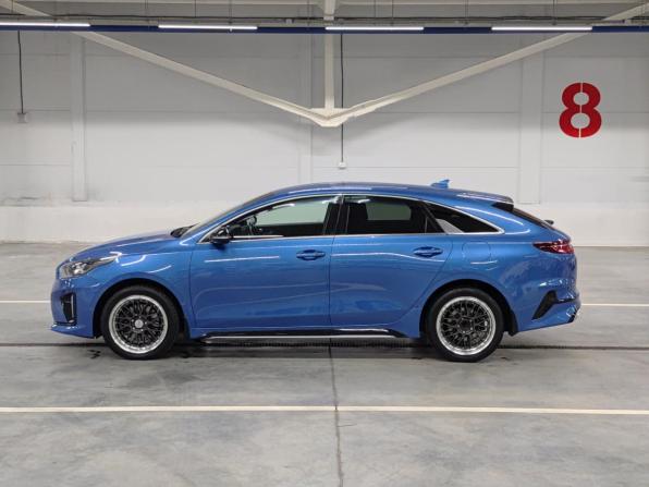 Kia Proceed I с пробегом 2019 года, цена 1 928 000 рублей, 107786 км, универсал, Автокод Объявления