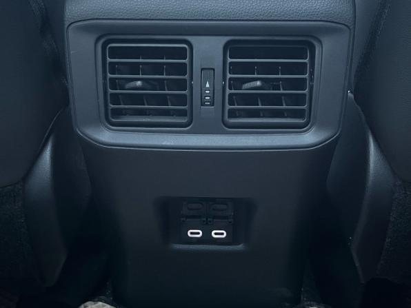 Toyota RAV4 V (XA50) с пробегом 2025 года, цена 3 690 000 рублей, 41041 км, внедорожник, Автокод Объявления