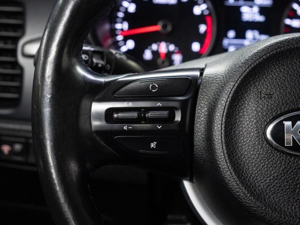 Kia Rio IV с пробегом 2018 года, цена 1 270 000 рублей, 166582 км, седан, Автокод Объявления