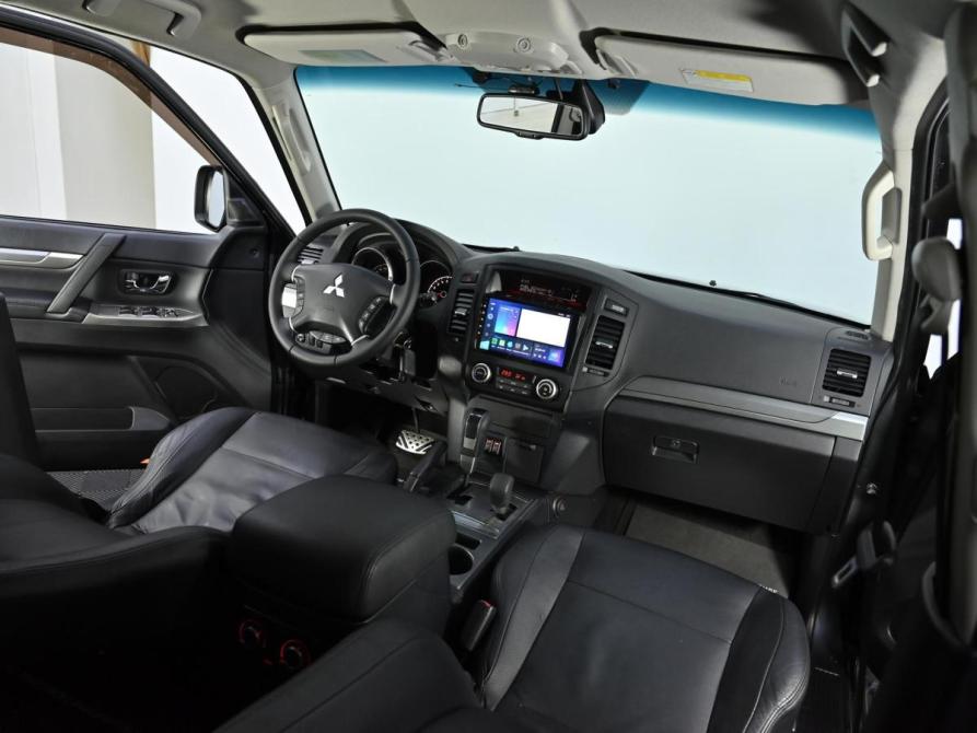 Mitsubishi Pajero IV Рестайлинг 1 Москва  - изображение 6