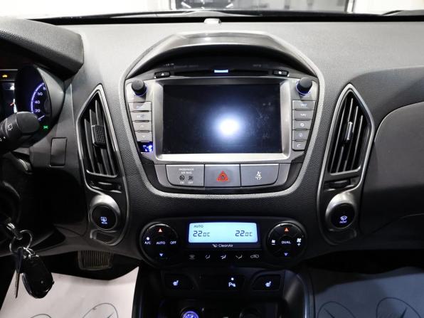 Hyundai ix35 I Рестайлинг с пробегом 2015 года, цена 1 255 000 рублей, 144070 км, внедорожник, Автокод Объявления