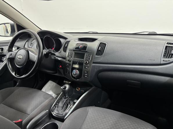 Kia Cerato II с пробегом 2012 года, цена 820 000 рублей, 207000 км, седан, Автокод Объявления