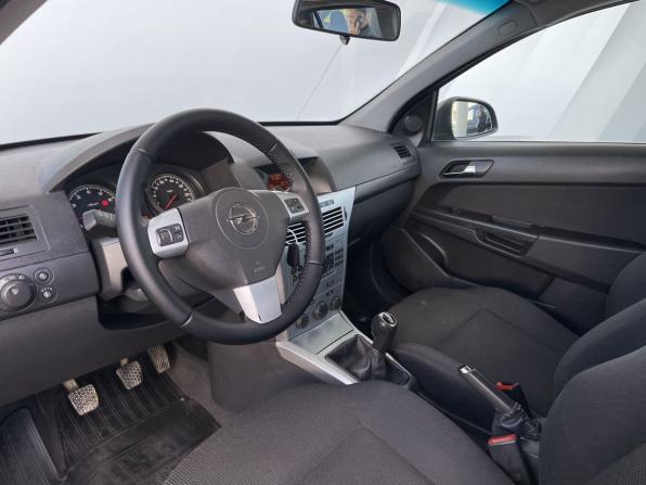 Opel Astra H Рестайлинг с пробегом 2012 года, цена 598 000 рублей, 157499 км, универсал, Автокод Объявления