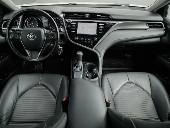 Toyota Camry VIII (XV70) с пробегом 2018 года, цена 2 370 000 рублей, 182900 км, седан, Автокод Объявления