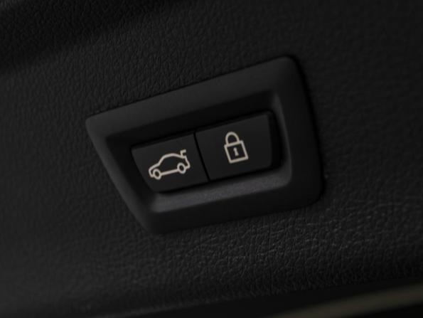 BMW 3 серии VI (F3x) Рестайлинг с пробегом 2018 года, цена 2 619 000 рублей, 158500 км, лифтбек, Автокод Объявления