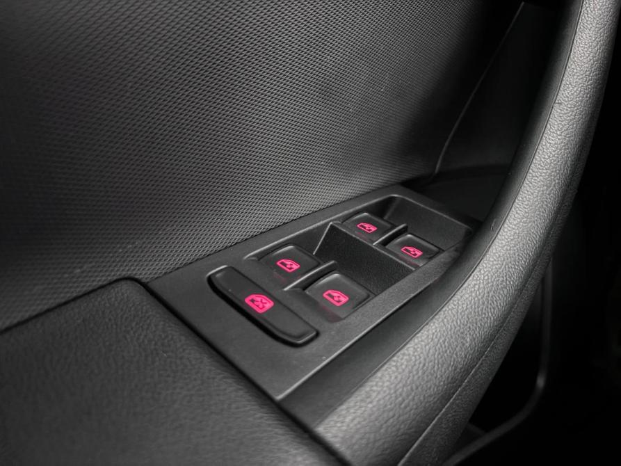 Volkswagen Polo VI Псков  - изображение 16