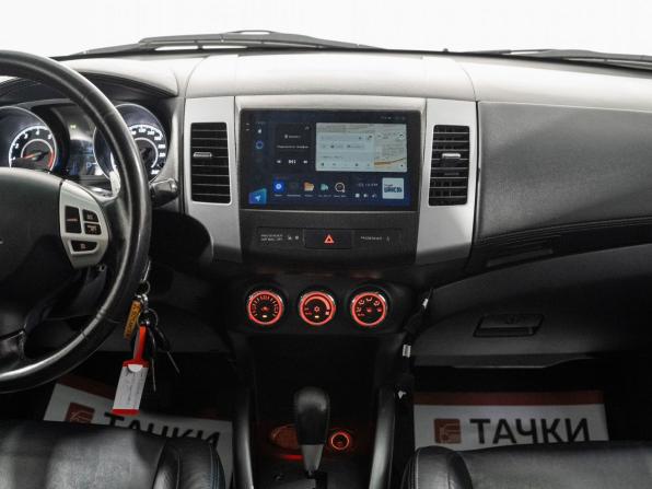 Mitsubishi Outlander II Рестайлинг с пробегом 2011 года, цена 1 300 000 рублей, 242209 км, внедорожник, Автокод Объявления