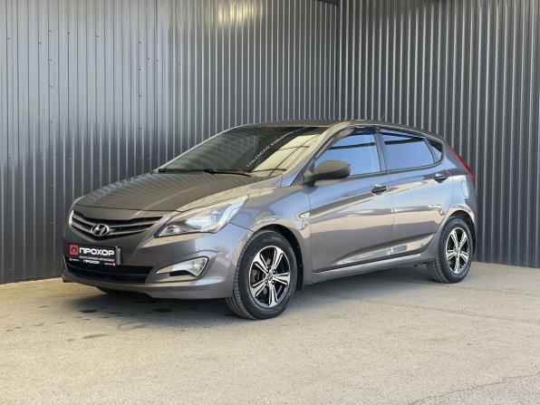 Hyundai Solaris I с пробегом 2014 года, цена 957 000 рублей, 114220 км, хэтчбек, Автокод Объявления