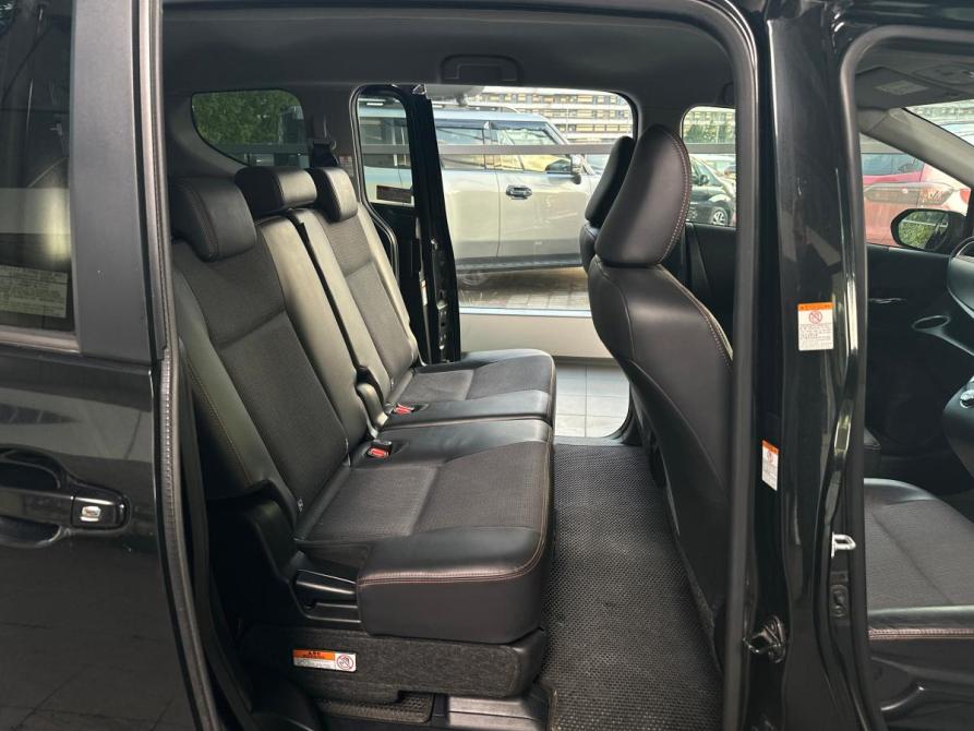Toyota Sienta II Санкт-Петербург  - изображение 23
