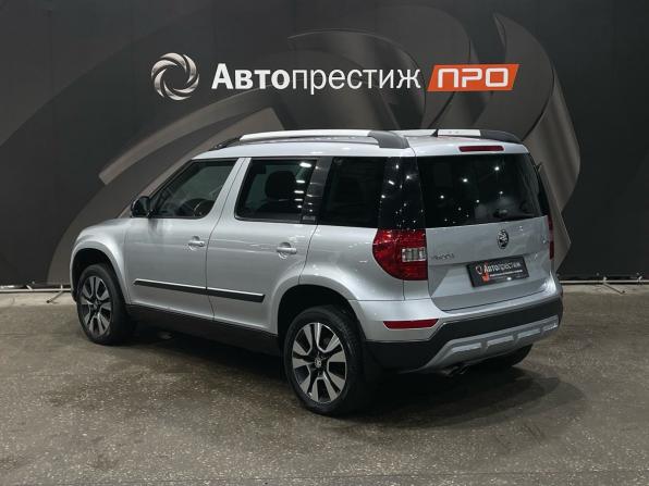 Skoda Yeti I Рестайлинг с пробегом 2015 года, цена 1 394 000 рублей, 194144 км, внедорожник, Автокод Объявления