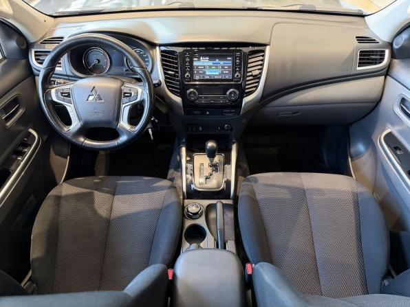 Mitsubishi L200 V с пробегом 2017 года, цена 2 450 000 рублей, 55000 км, offers.body_type.unknown, Автокод Объявления