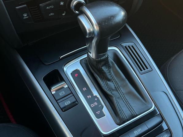 Audi A4 IV (B8) Рестайлинг с пробегом 2013 года, цена 1 050 000 рублей, 243322 км, седан, Автокод Объявления