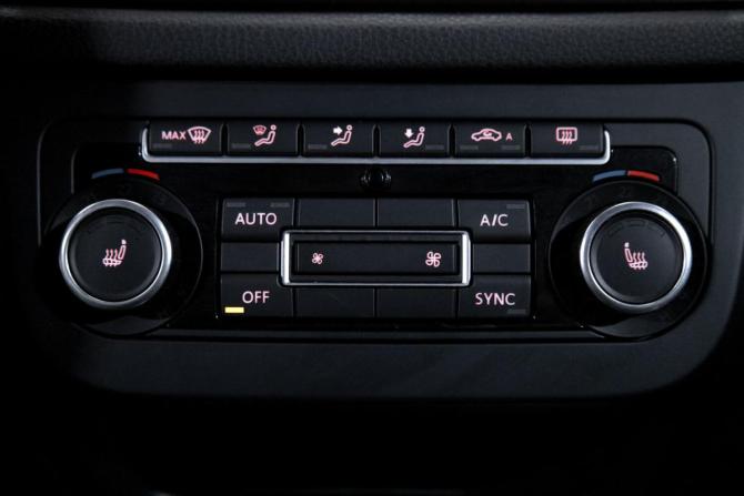 Volkswagen Tiguan I Рестайлинг с пробегом 2014 года, цена 1 549 000 рублей, 150081 км, внедорожник, Автокод Объявления