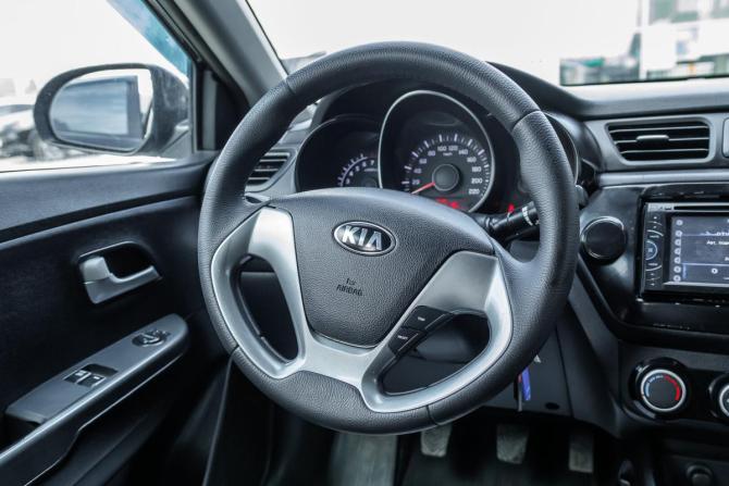 Kia Rio III Рестайлинг с пробегом 2017 года, цена 778 000 рублей, 105253 км, седан, Автокод Объявления