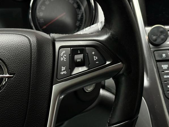 Opel Astra J с пробегом 2012 года, цена 889 000 рублей, 139461 км, универсал, Автокод Объявления