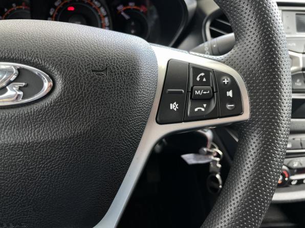 Lada (ВАЗ) Vesta I с пробегом 2018 года, цена 925 000 рублей, 72153 км, седан, Автокод Объявления