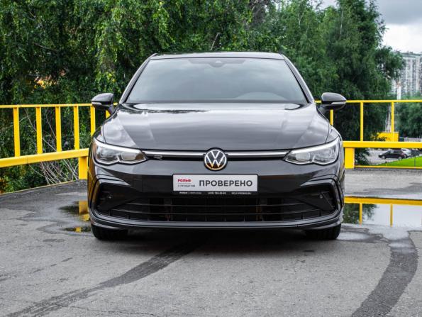 Volkswagen Golf VIII с пробегом 2022 года, цена 2 897 000 рублей, 42007 км, хэтчбек, Автокод Объявления