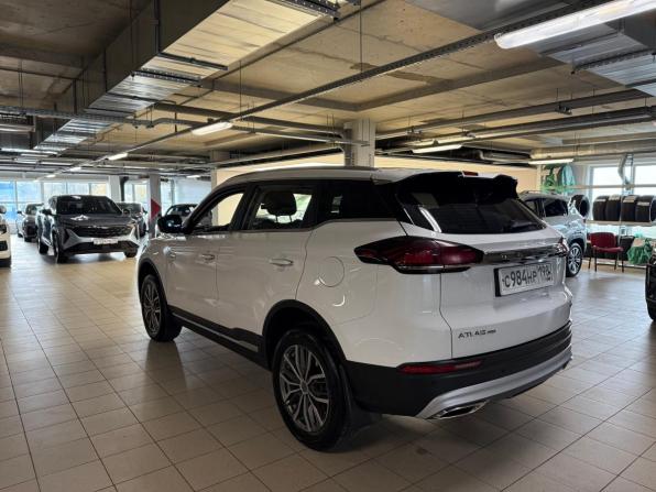Geely Atlas Pro с пробегом 2023 года, цена 2 190 000 рублей, 24000 км, внедорожник, Автокод Объявления