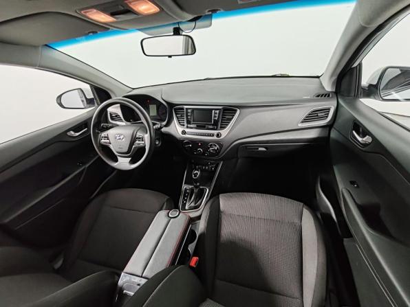 Hyundai Solaris II с пробегом 2017 года, цена 1 099 000 рублей, 154906 км, седан, Автокод Объявления