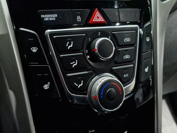 Hyundai i30 II с пробегом 2012 года, цена 955 000 рублей, 119680 км, хэтчбек, Автокод Объявления