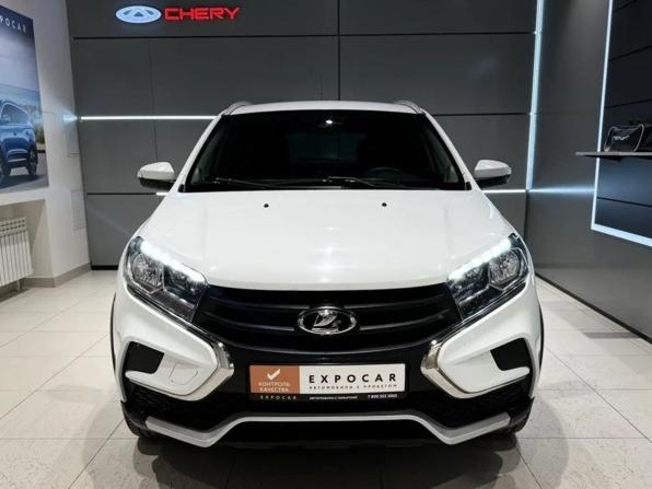 Lada (ВАЗ) XRAY I с пробегом 2019 года, цена 1 065 000 рублей, 99300 км, хэтчбек, Автокод Объявления