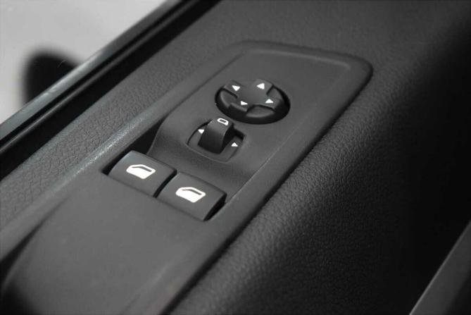 Peugeot Traveller I с пробегом 2021 года, цена 3 050 000 рублей, 129766 км, минивэн, Автокод Объявления