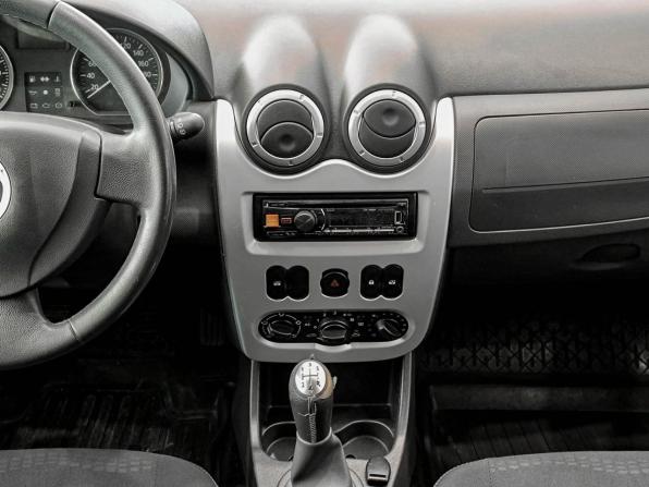 Renault Sandero I с пробегом 2014 года, цена 630 000 рублей, 151060 км, хэтчбек, Автокод Объявления