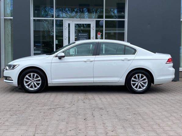 Volkswagen Passat B8 с пробегом 2019 года, цена 1 959 000 рублей, 143847 км, седан, Автокод Объявления