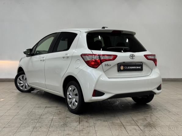 Toyota Vitz III (XP130) Рестайлинг с пробегом 2019 года, цена 900 000 рублей, 137292 км, хэтчбек, Автокод Объявления