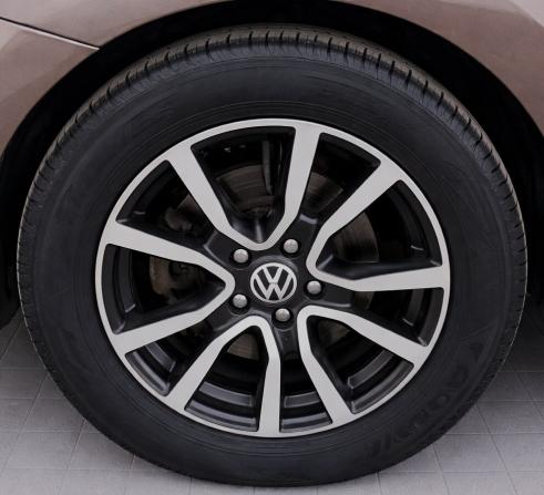 Volkswagen Polo V с пробегом 2014 года, цена 885 000 рублей, 88864 км, седан, Автокод Объявления
