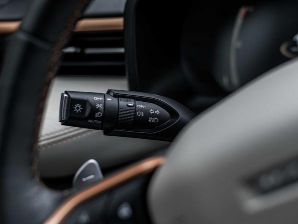 Haval Jolion I с пробегом 2022 года, цена 1 563 000 рублей, 99096 км, внедорожник, Автокод Объявления