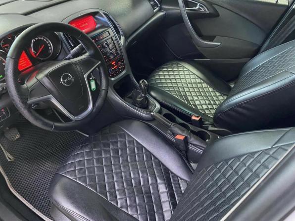 Opel Astra J Рестайлинг с пробегом 2014 года, цена 777 920 рублей, 181897 км, седан, Автокод Объявления