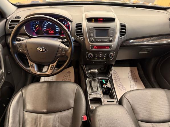 Kia Sorento II Рестайлинг с пробегом 2017 года, цена 2 048 000 рублей, 120000 км, внедорожник, Автокод Объявления