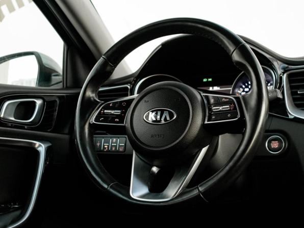 Kia Ceed III с пробегом 2021 года, цена 1 810 000 рублей, 104061 км, универсал, Автокод Объявления