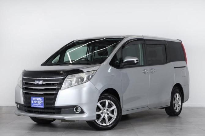 Toyota Noah III (R80) с пробегом 2014 года, цена 2 149 000 рублей, 310000 км, минивэн, Автокод Объявления