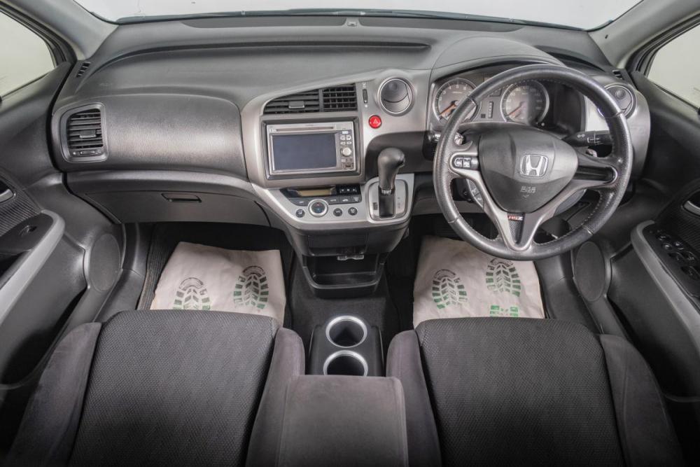 Honda Stream II Рестайлинг Томск  - изображение 11