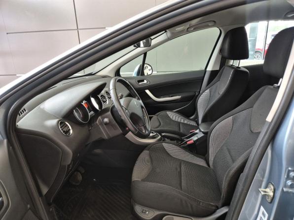Peugeot 308 I Рестайлинг с пробегом 2012 года, цена 699 000 рублей, 68517 км, хэтчбек, Автокод Объявления