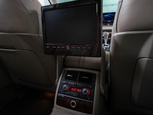 Audi A8 II (D3) Рестайлинг 2 с пробегом 2008 года, цена 929 000 рублей, 158780 км, седан, Автокод Объявления