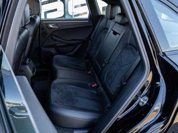 Porsche Macan I Рестайлинг с пробегом 2018 года, цена 3 729 000 рублей, 88256 км, внедорожник, Автокод Объявления