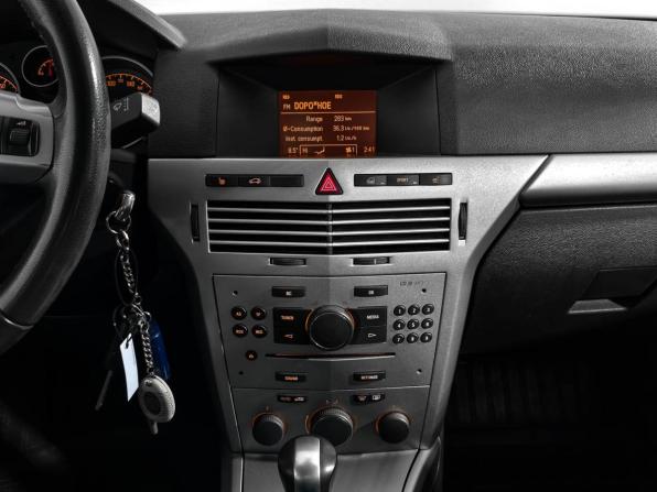 Opel Astra H Рестайлинг с пробегом 2012 года, цена 725 000 рублей, 58837 км, седан, Автокод Объявления