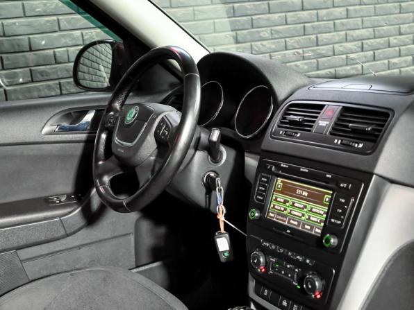 Skoda Yeti I с пробегом 2010 года, цена 650 000 рублей, 354184 км, внедорожник, Автокод Объявления