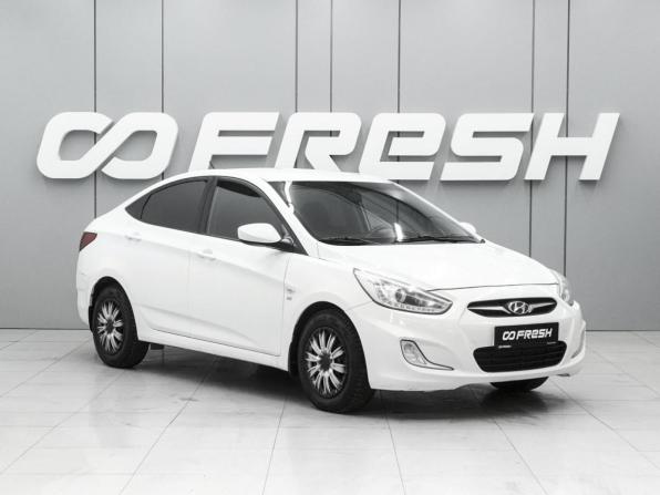 Hyundai Solaris I с пробегом 2013 года, цена 979 000 рублей, 207228 км, седан, Автокод Объявления